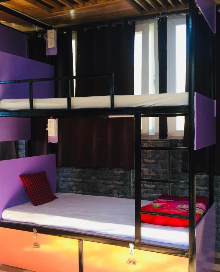 Hotel Cosy Nook Rishīkesh Exteriör bild